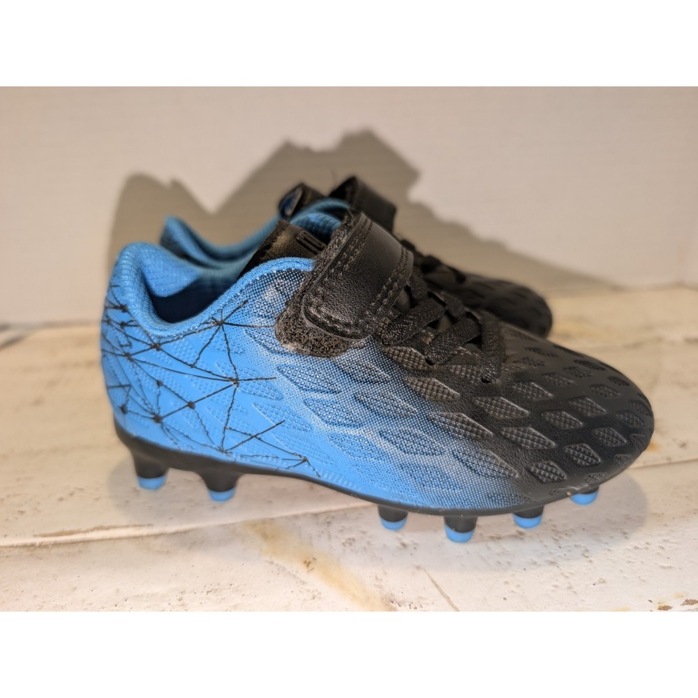 Little Boys Blue  Soccer Cleats Shoes Size 9 Excellent Condition